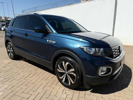 VOLKSWAGEN T-CROSS 1.4 250 TSI TOTAL FLEX HIGHLINE AUTOMÁTICO VOLKSWAGEN T-CROSS 1.4 250 TSI TOTAL FLEX HIGHLINE AUTOMÁTICO